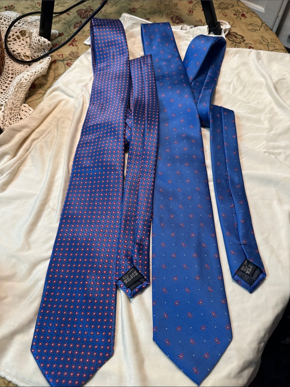 Men's Blue Patterned Silk Tie — Classic Blue with Red Motif